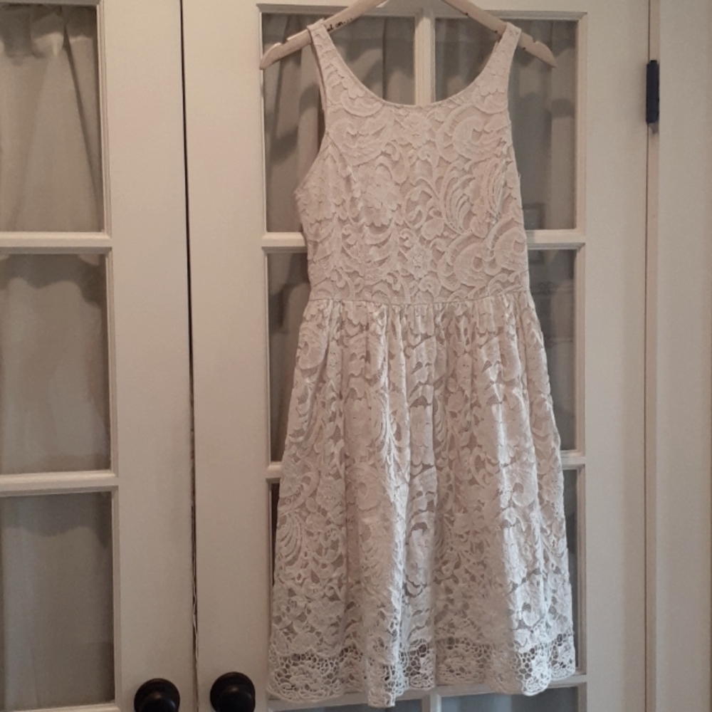 Cutest Lace Dress, Size 8
